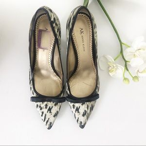 AK Anne Klein Animal Print Shoes Size 9 1/2